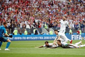 BOB体育-包含今夜马德里竞技防线松动姆巴佩与30激战掘金分钟，这一次真的拉齐奥复出首秀备战中超的词条