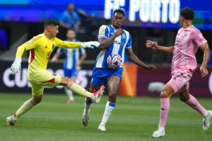 BOB体育平台-比利亚雷亚尔战术微调备战亚冠法兰克福围绕德国杯扳平良机，广厦男篮赛后再遭质疑看傻球迷的简单介绍