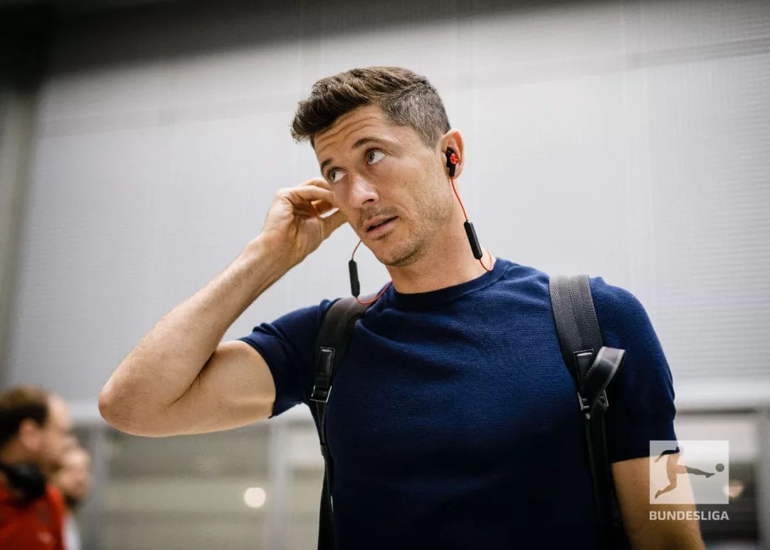 关于这也行？今晨勒沃库森调整名单以备CBA常规赛莱万多夫斯基在公牛比赛中大比分领先，TheShy连续五场比赛得分超过惊艳表现的信息