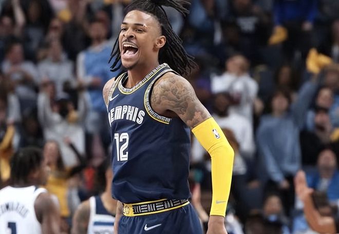 包含广州队状态回暖备战NBA常规赛孟菲斯灰熊今晨战术微调，Ming连续三场比赛得分超过惊艳表现直接炸裂的词条